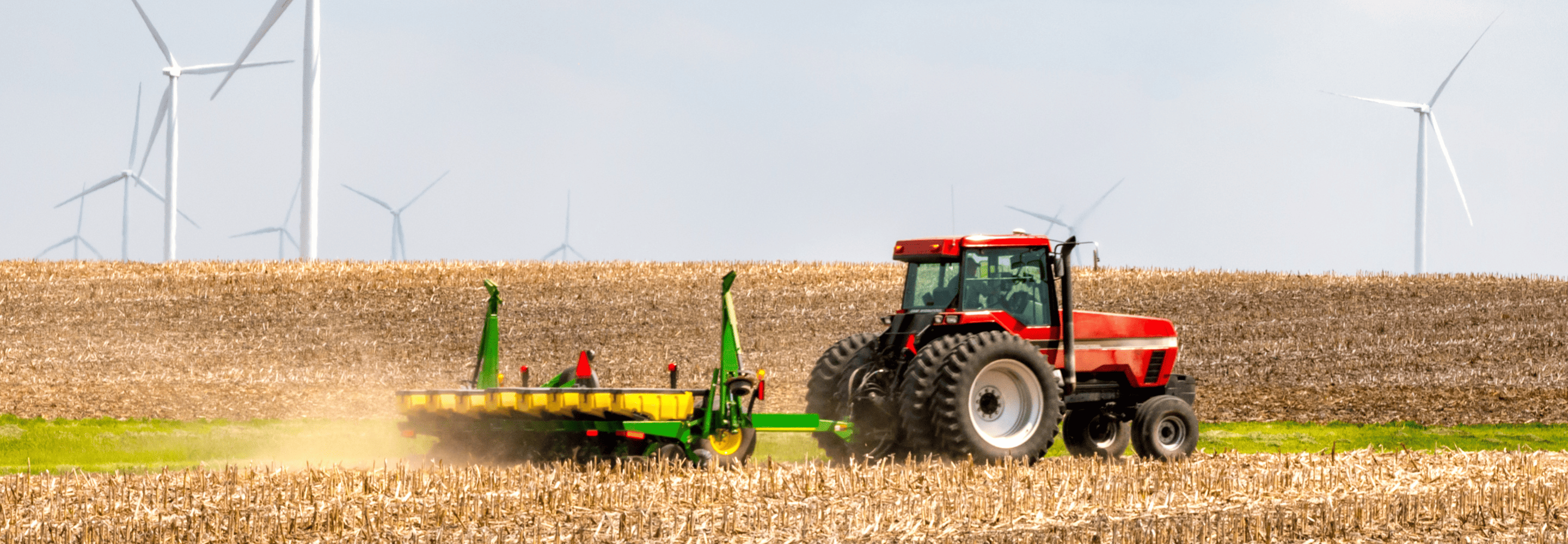 Tracteur dans un champs